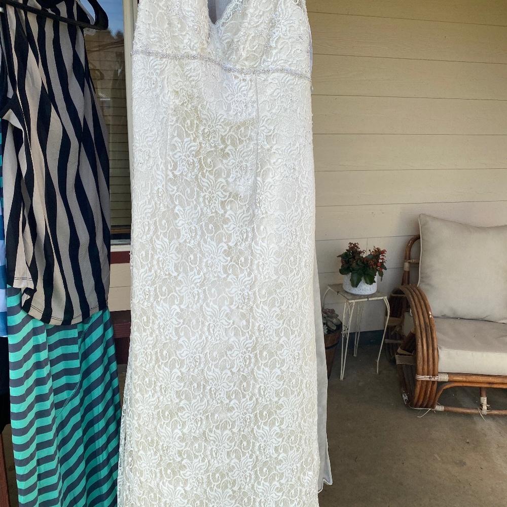 Wedding dress